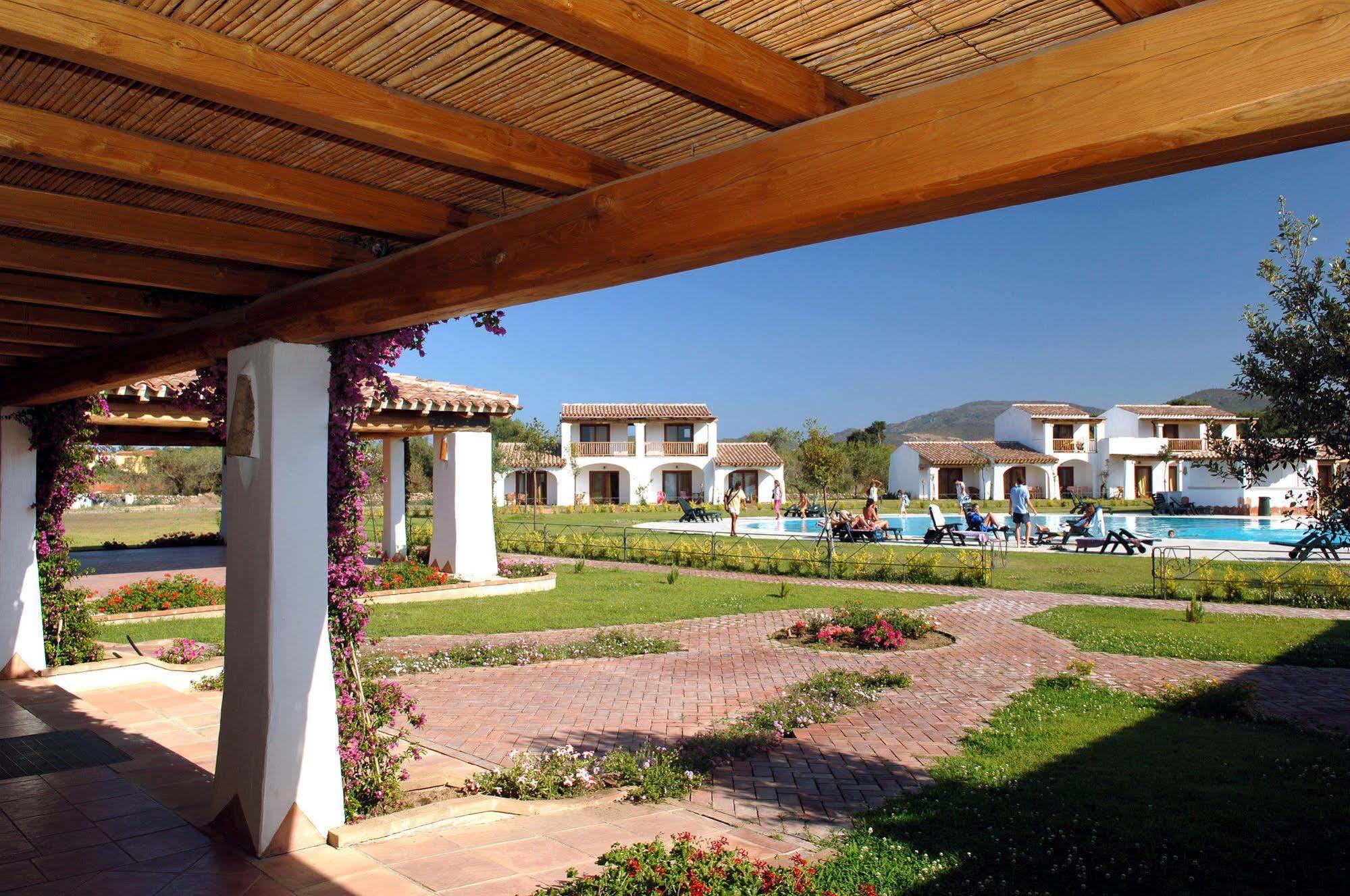 Apart-hotel Le Tre Querce San Teodoro (Sardinia)